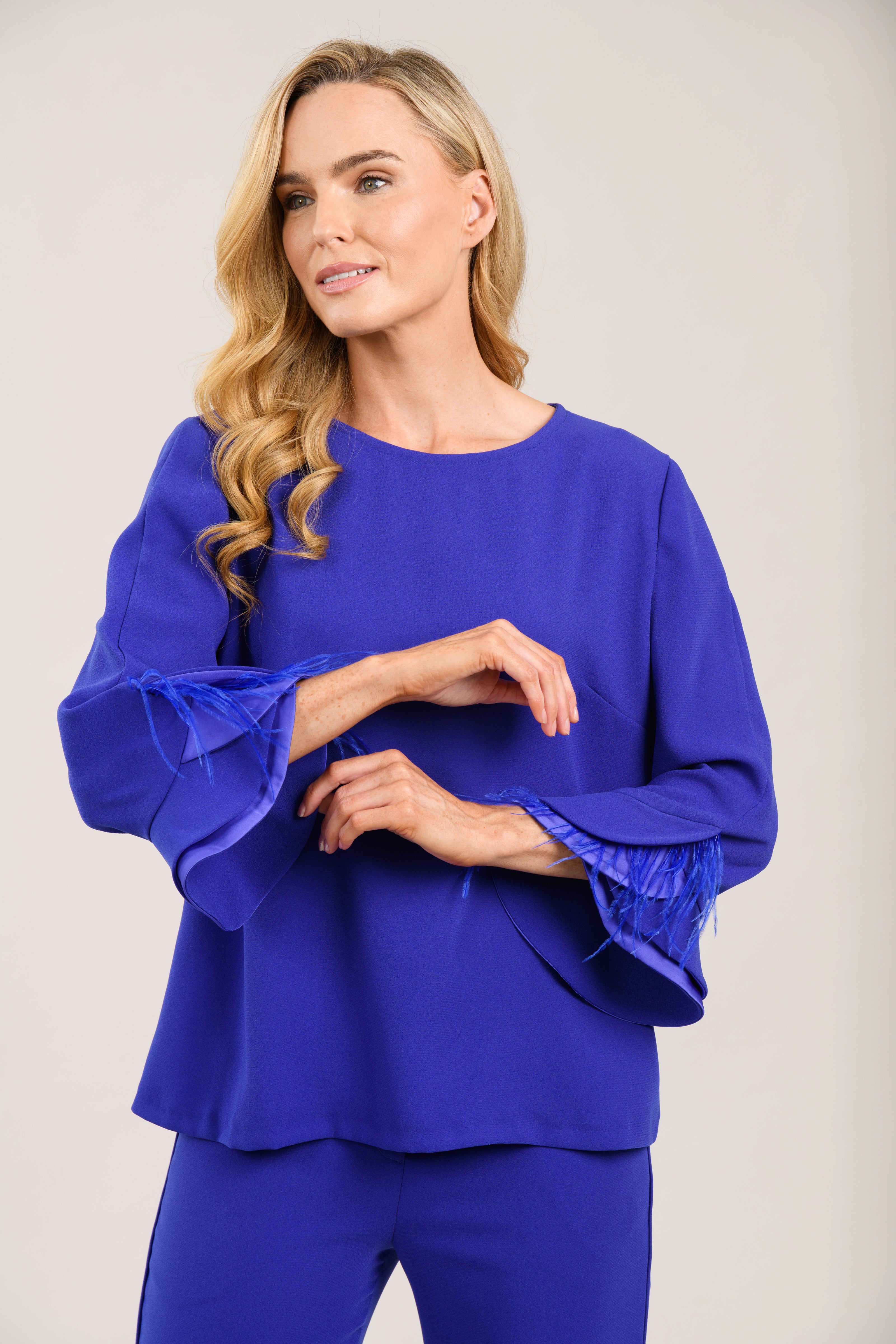 CAROLINE KILKENNY  FEATHER TRIM TOP SPRING 126