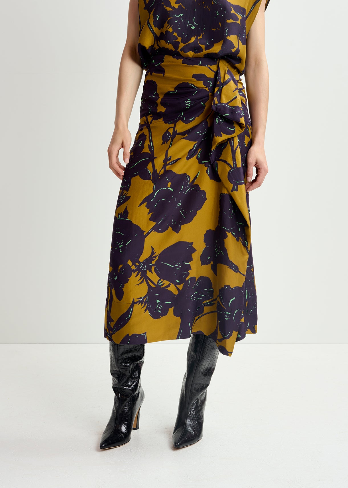 ESSENTIEL ANTWERP GLAVIA MIDI SKIRT 224