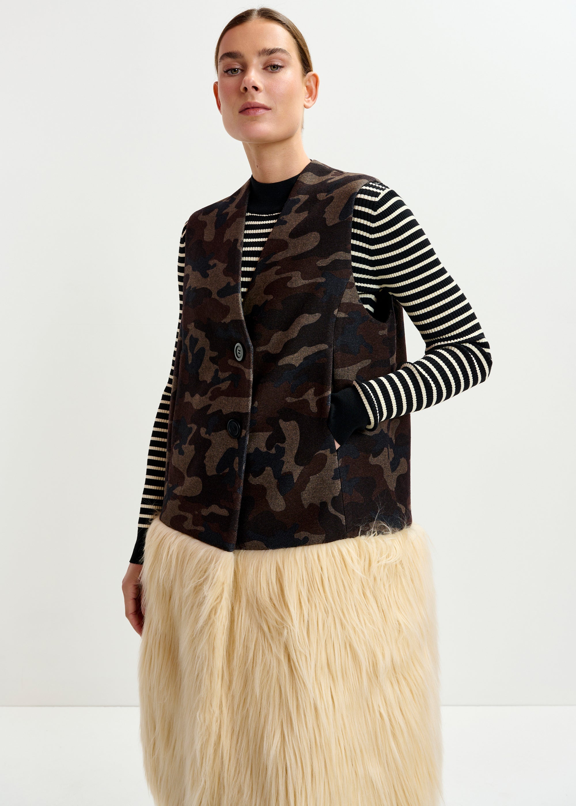 ESSENTIEL ANTWERP IMKER CAMO JACKET 225