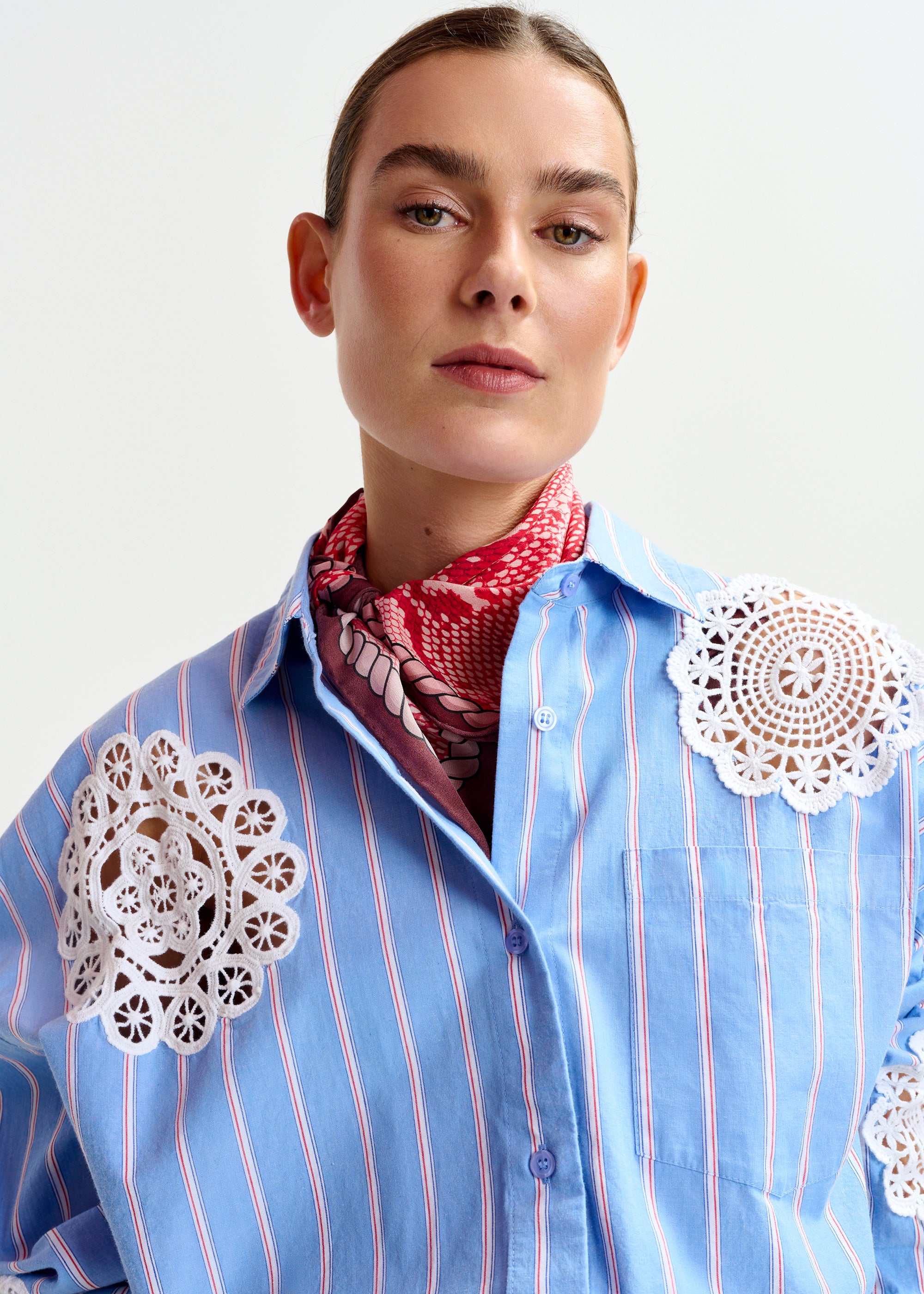 ESSENTIEL ANTWERP INC MULTI SCARF 225