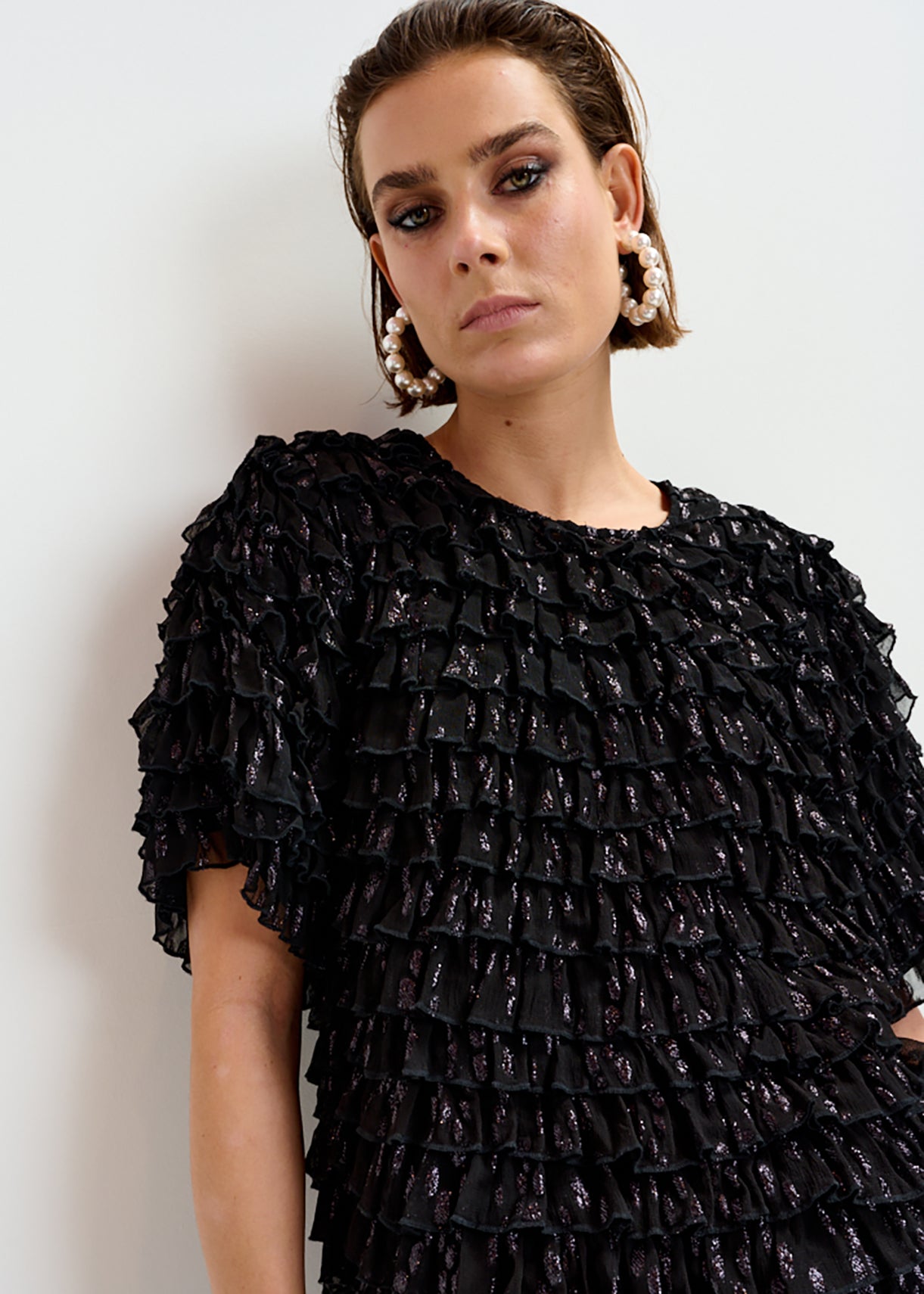 ESSENTIEL ANTWERP INCARVILLEA RUFFLE  BLACK TOP 225