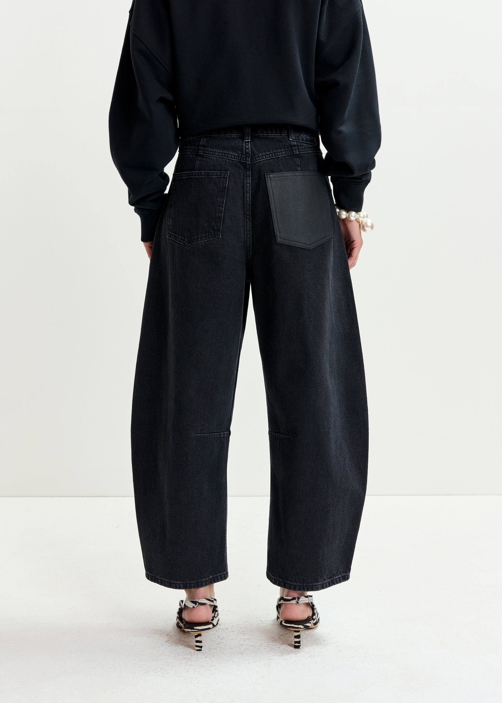 ESSENTIEL ANTWERP INTERSTELLAR BLACK JEANS 225