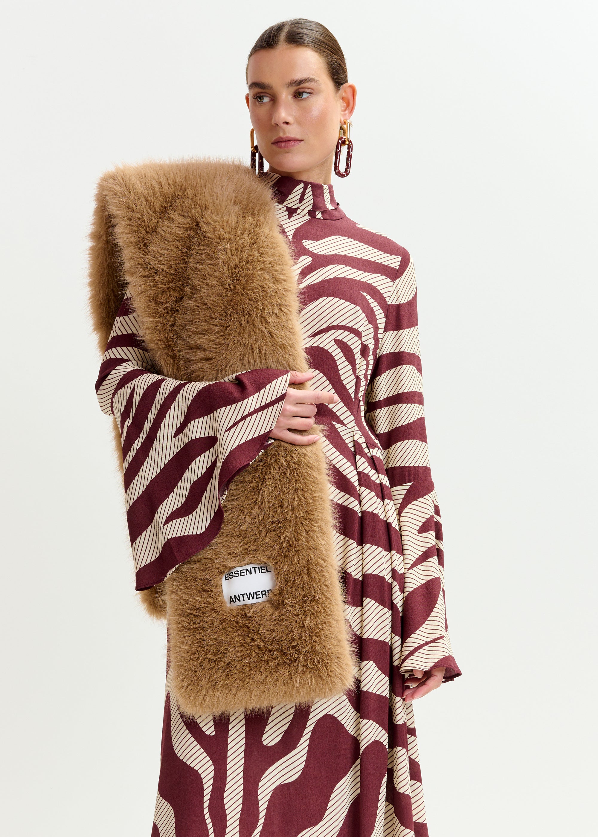 ESSENTIEL ANTWERP ISCARF BEIGE SCARF 225