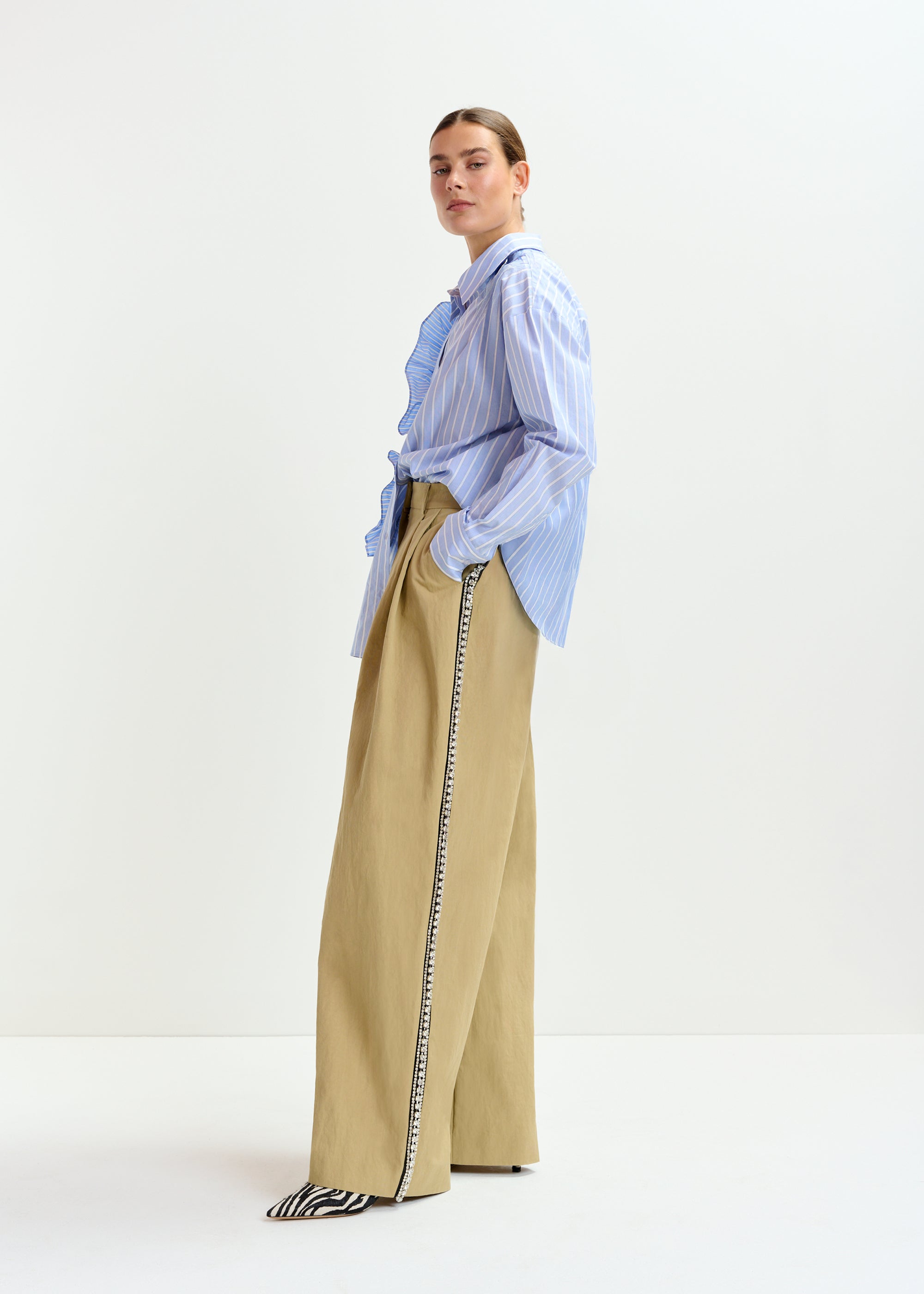 ESSENTIEL ANTWERP ISO BEIGE PANTS 225