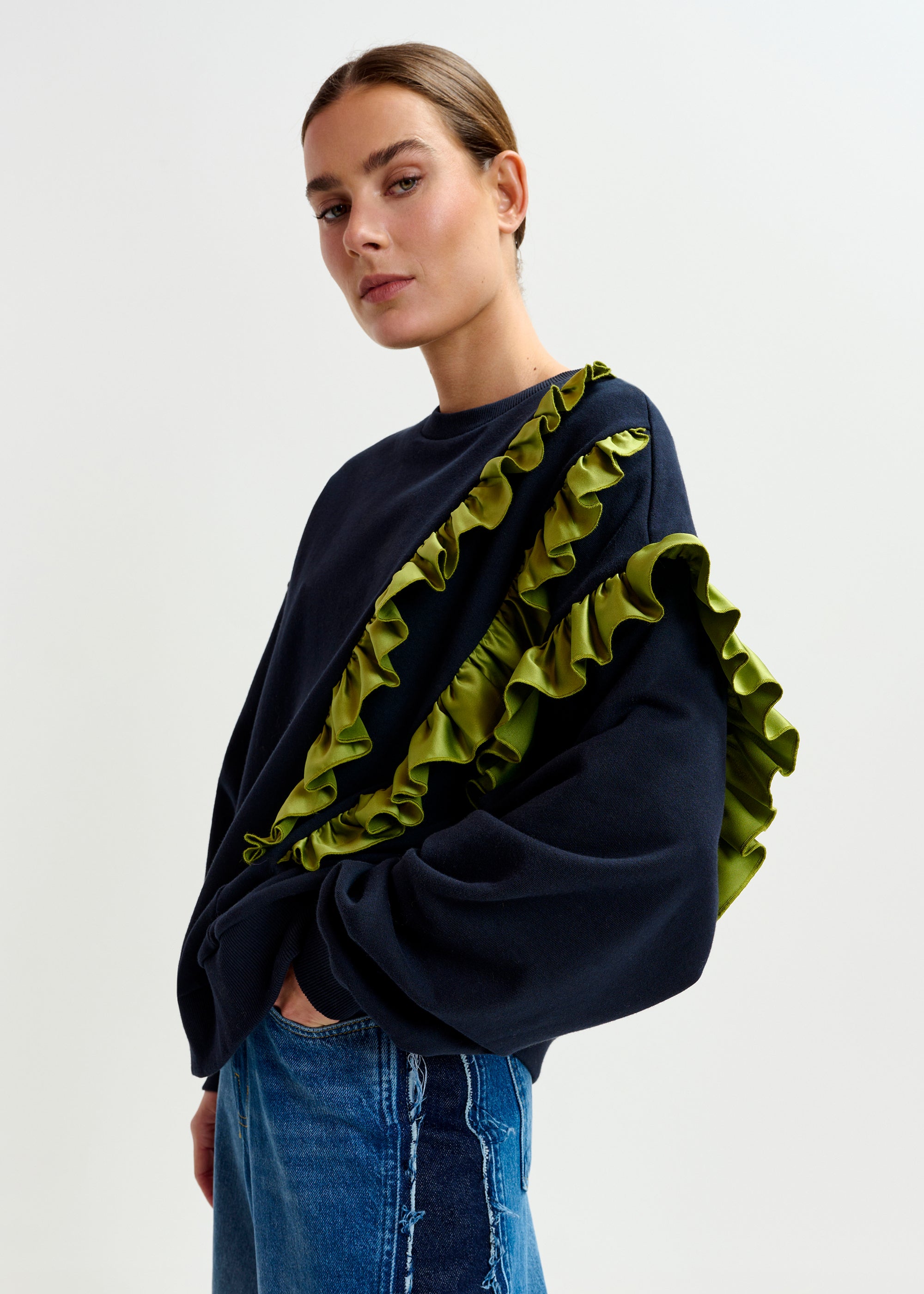 ESSENTIEL ANTWERP IWAVE NAVY SWEATSHIRT 225