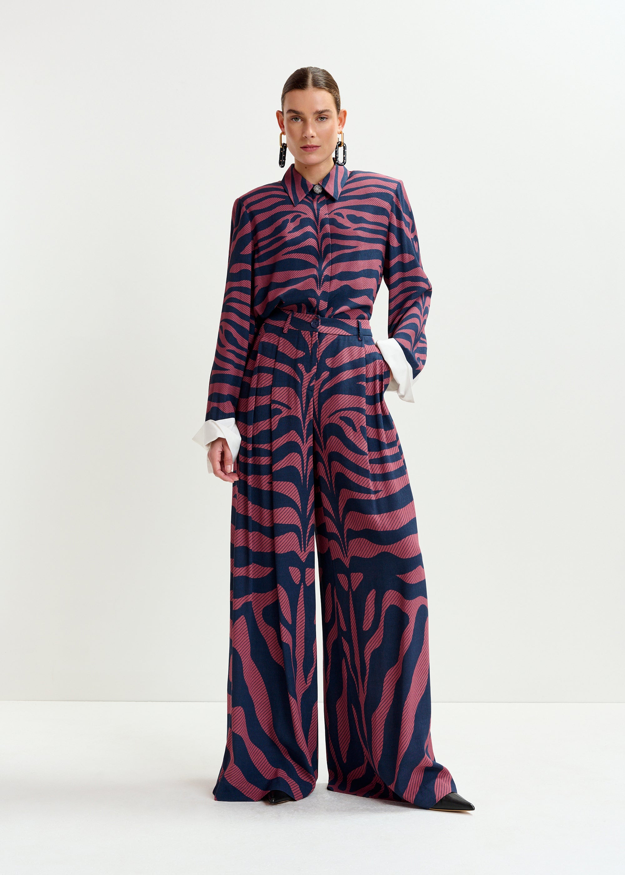 ESSENTIEL ANTWERP IWIDE ZEBRA PRINT PANTS 225