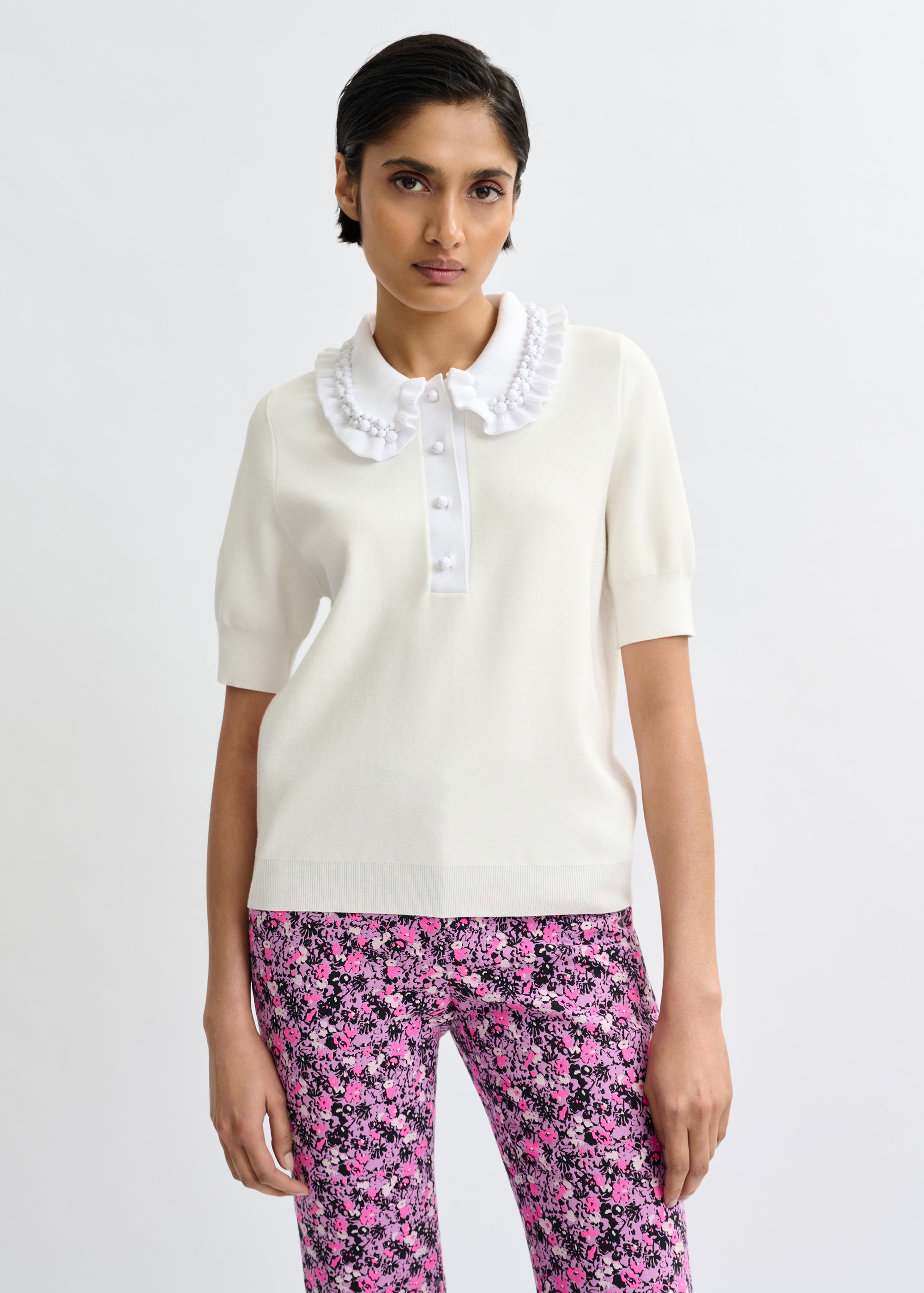 ESSENTIEL ANTWERP JEWELRY EMBROIDERED KNIT POLO White 126