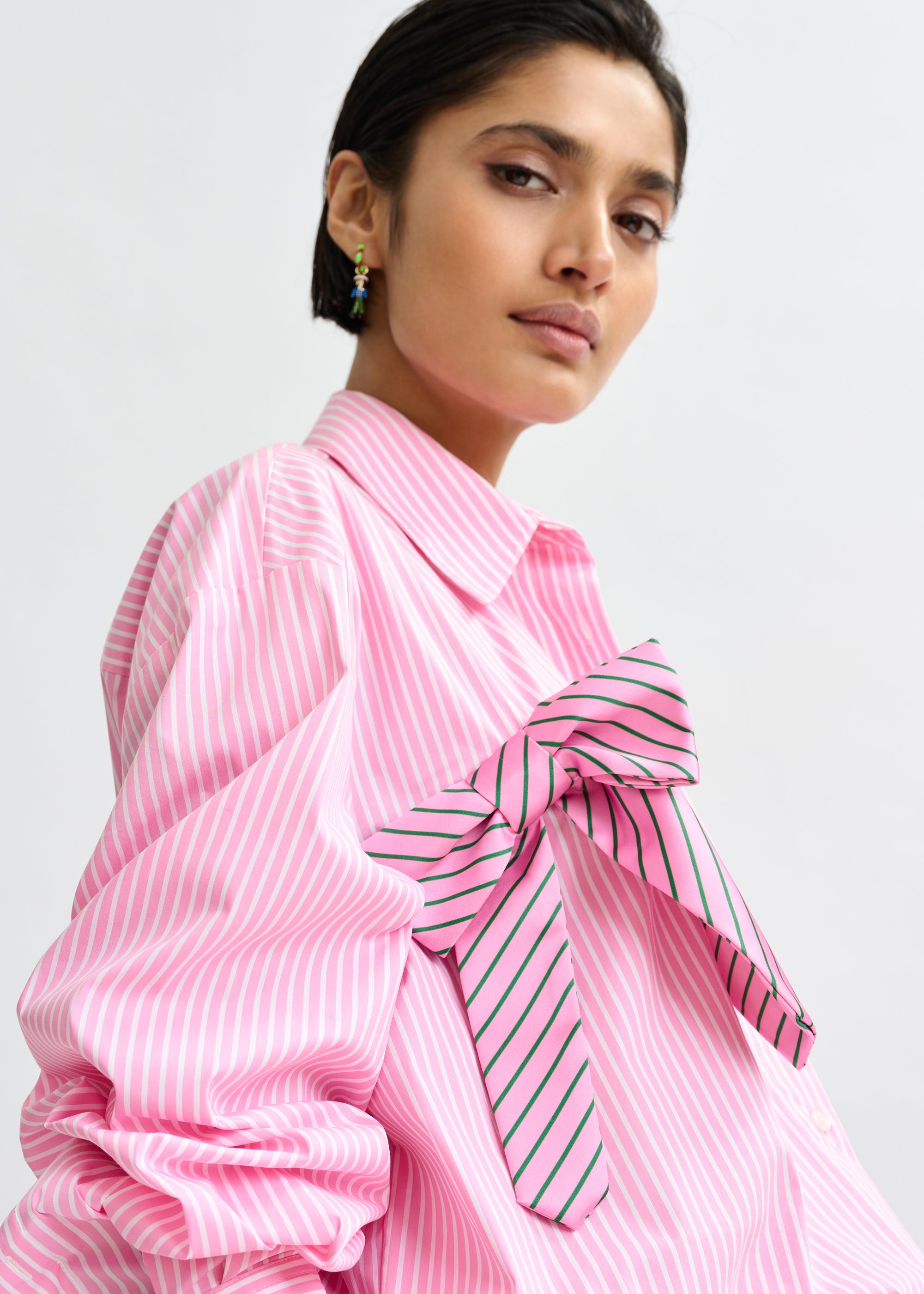 ESSENTIEL ANTWERP JIWI SHIRT WITH BOWTIES PINK 126