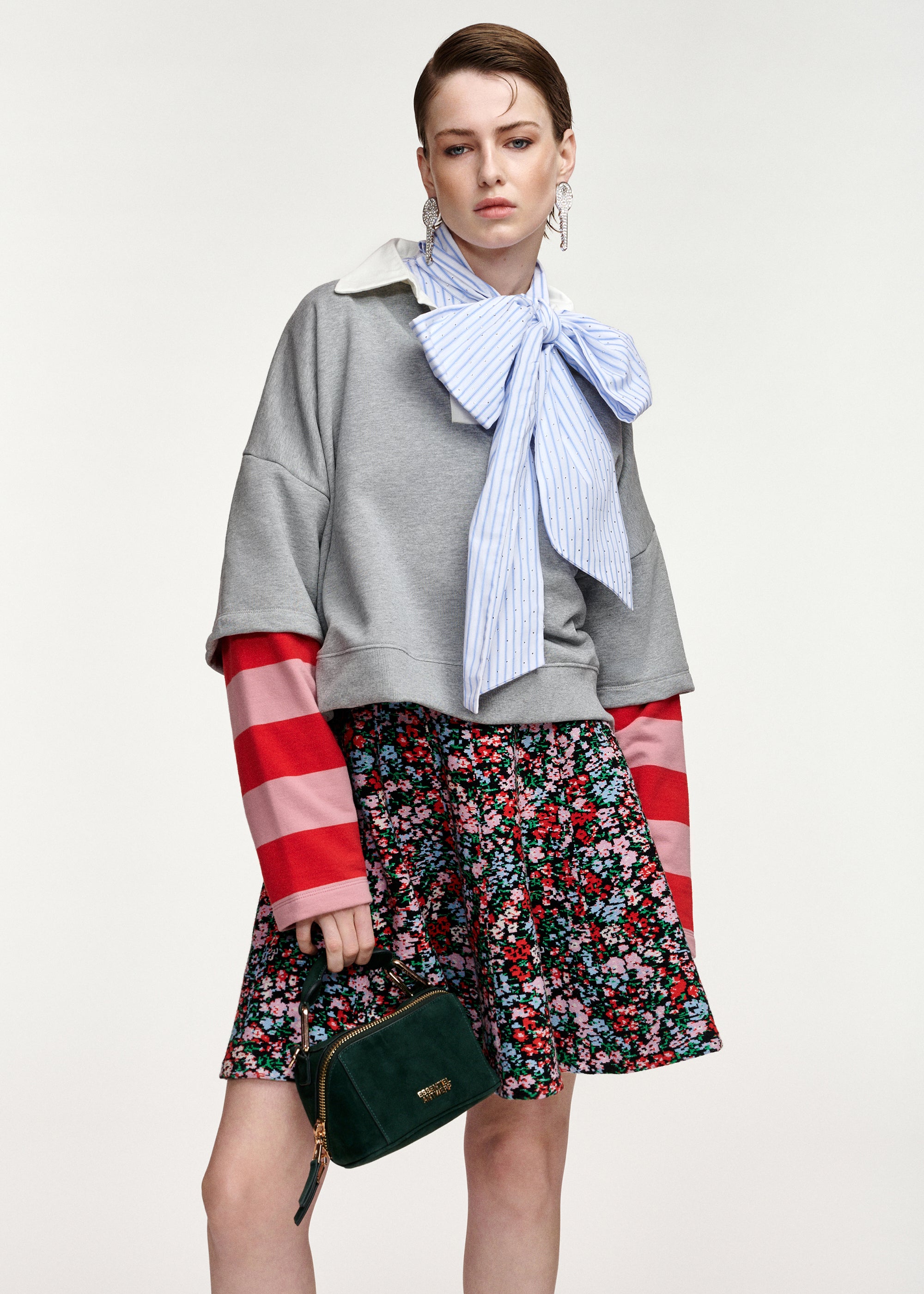 ESSENTIEL ANTWERP RED KANTELOU POLO SWEATSHIRT 226
