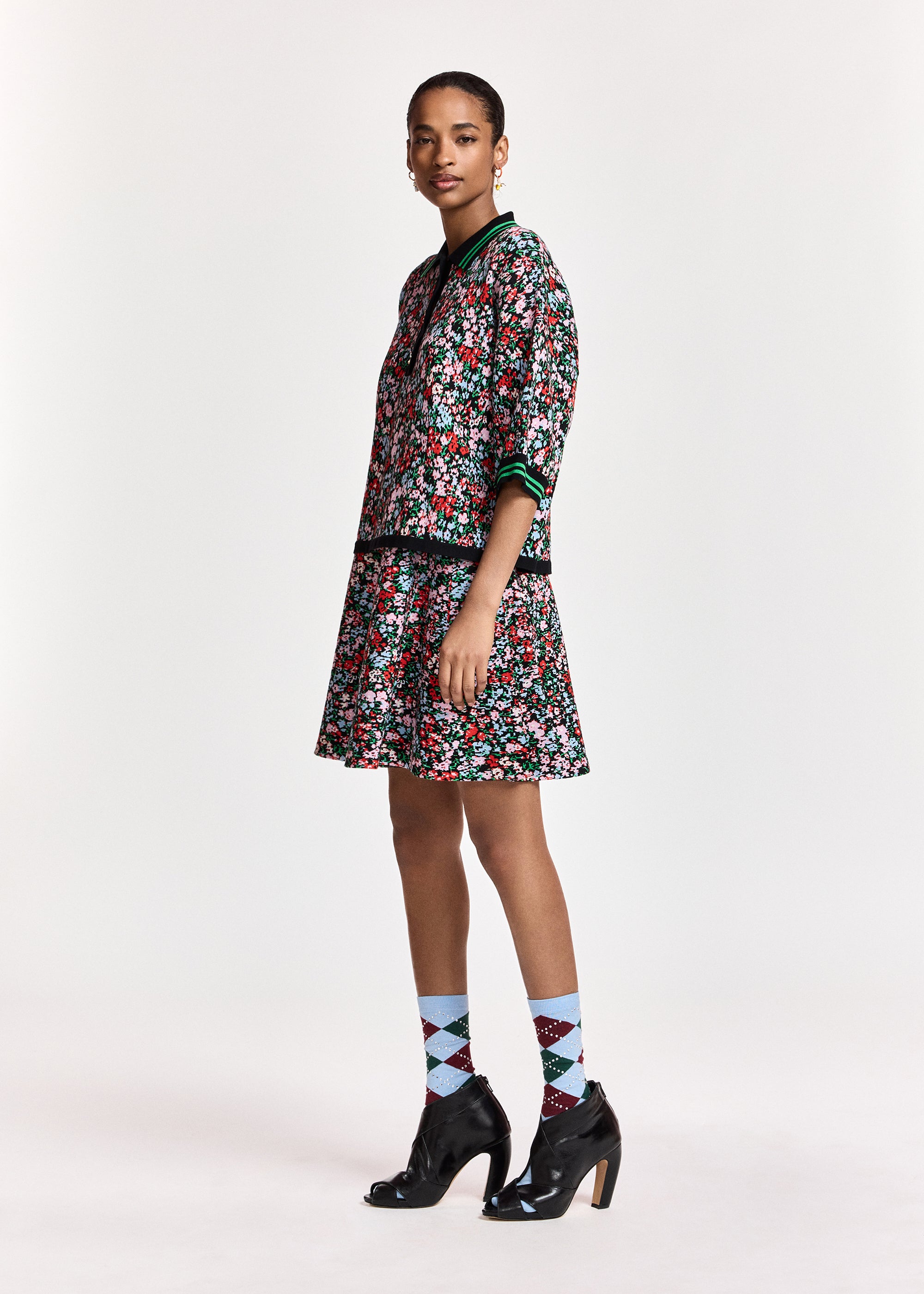 ESSENTIEL ANTWERP BLACK KARTOS KNITTED JACQUARD POLO 226