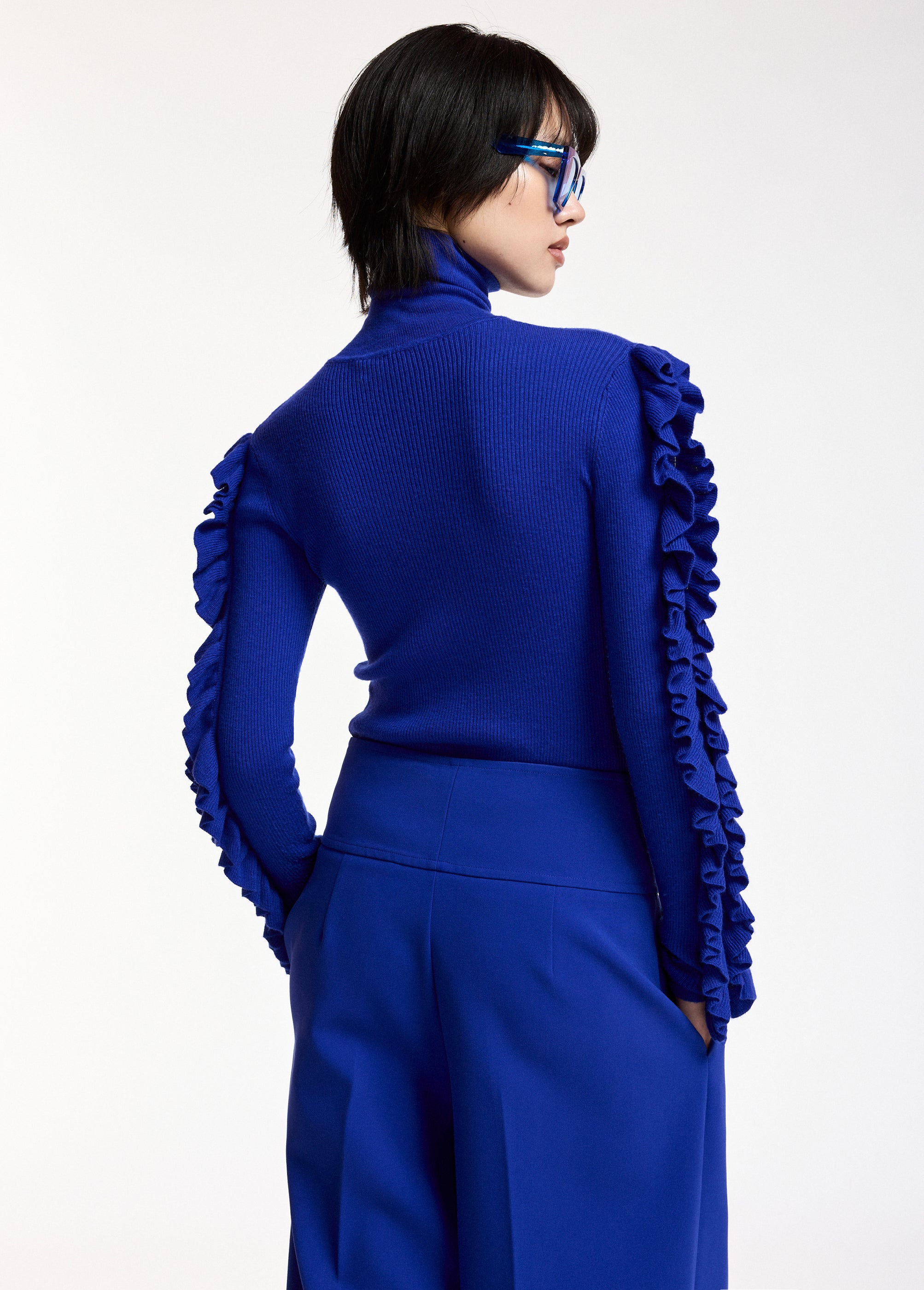 ESSENTIEL ANTWERP BLUE KITTY PULLOVER WITH FRILLS 226