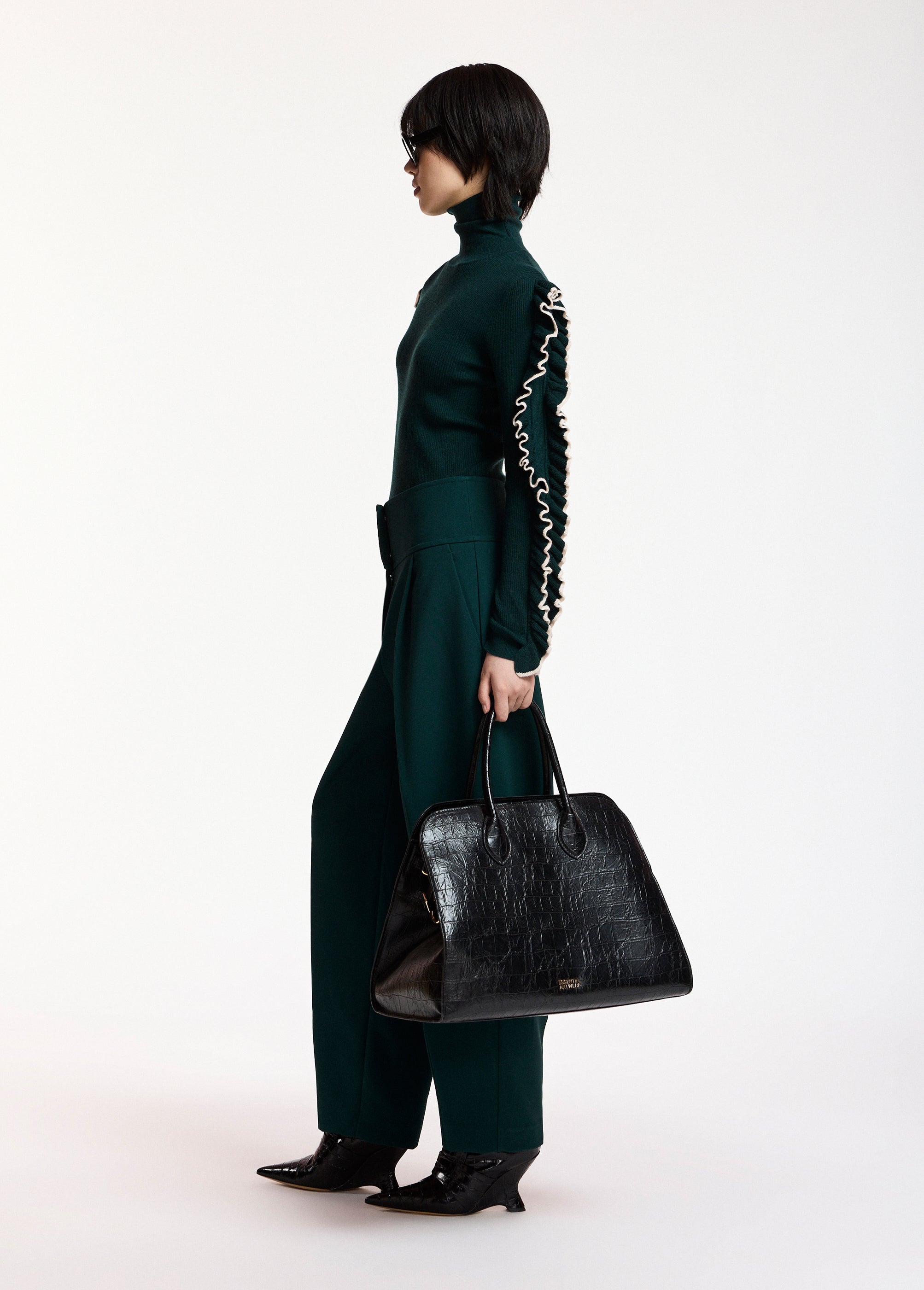 ESSENTIEL ANTWERP GREEN KITTY PULLOVER WITH FRILLS 226