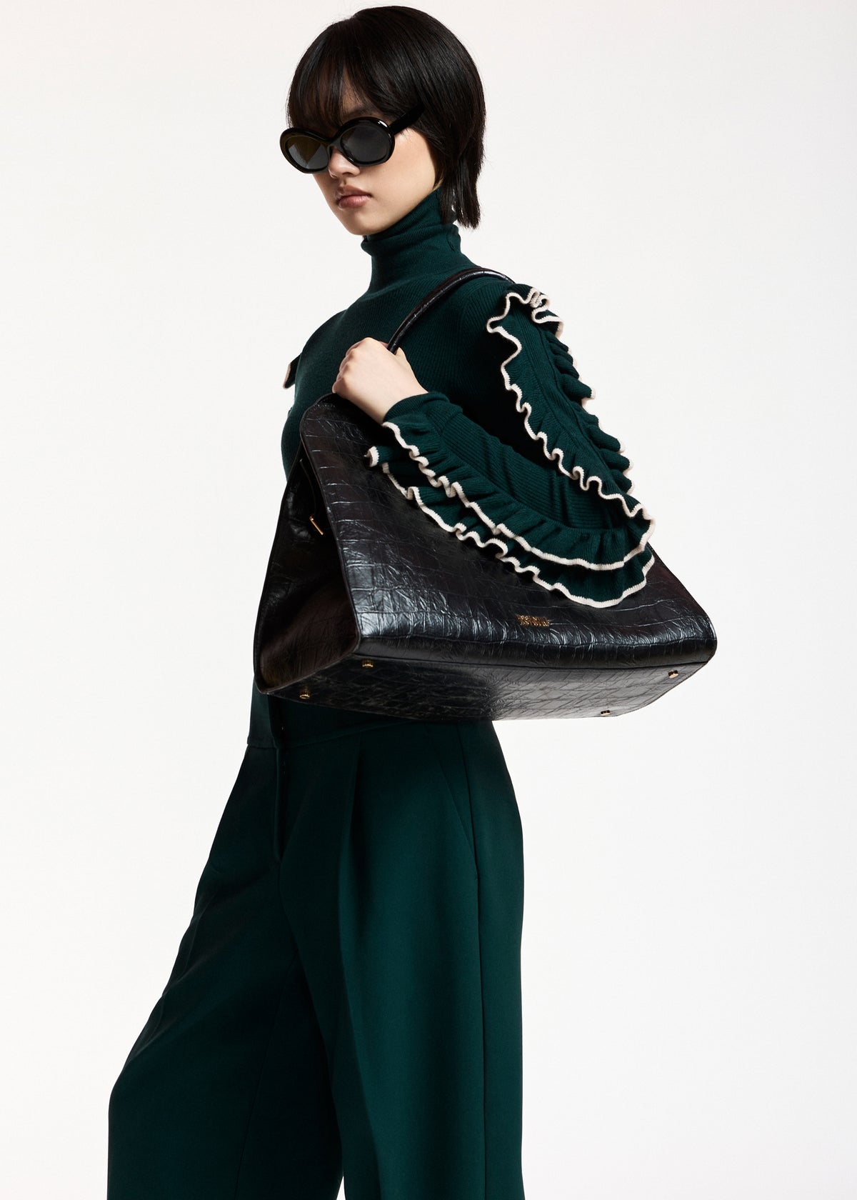 ESSENTIEL ANTWERP GREEN KITTY PULLOVER WITH FRILLS 226
