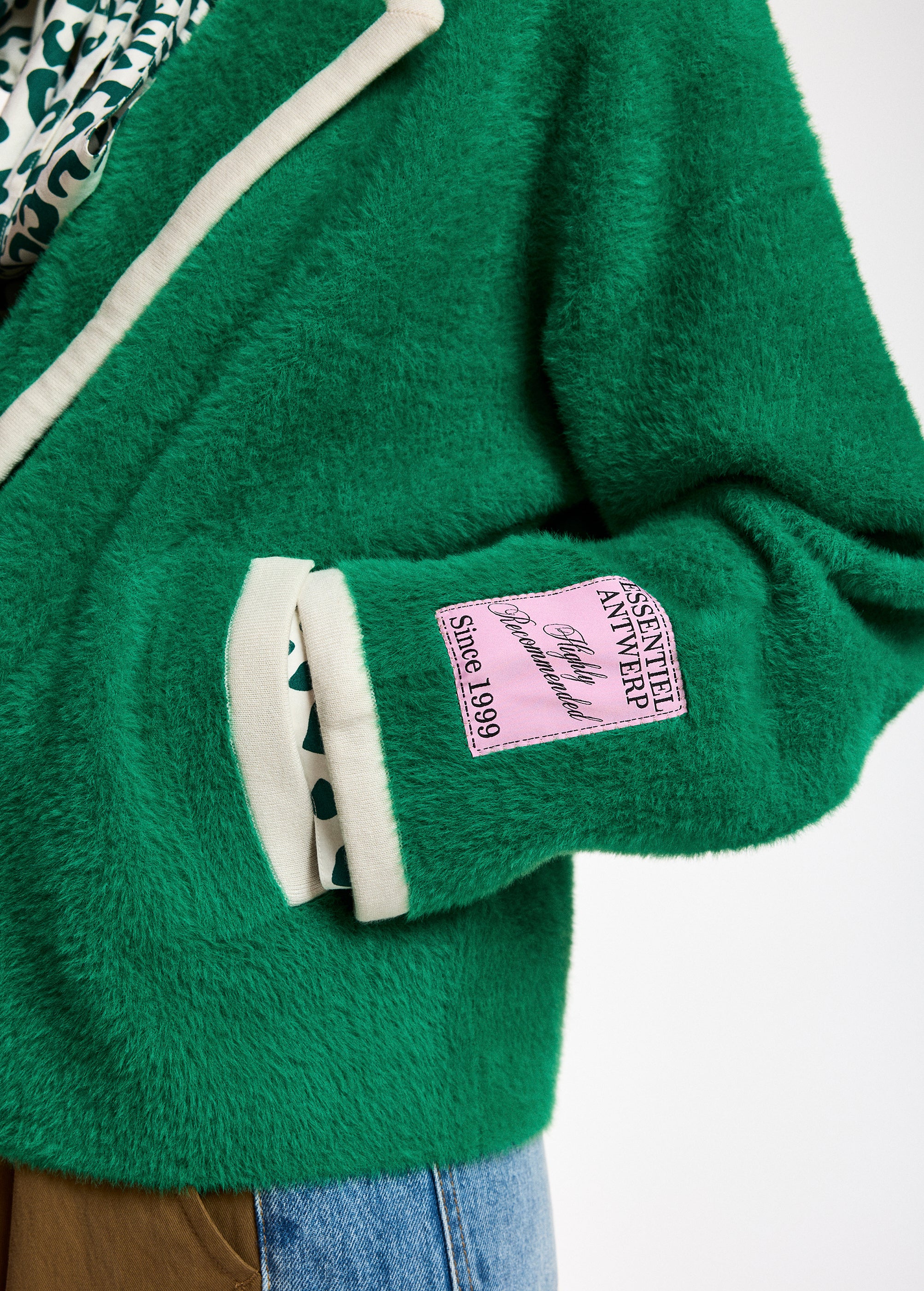 ESSENTIEL ANTWERP MULTI KUGAR CONTRAST CARDIGAN 226