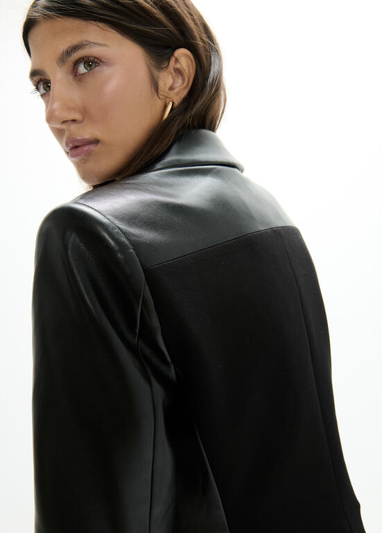 LOLA CASADEMUNT BLACK PLEATH JACKET LF2602012 226