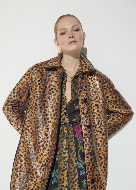 LOLA CASADEMUNT MAITE BROWN ANIMAL PLEATH COAT MF2601002 226