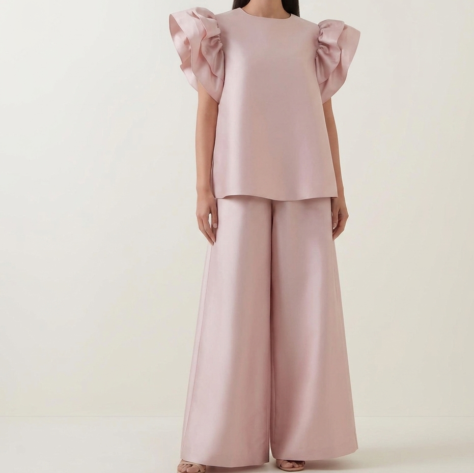 roisin linnane caz pink trousers stocked at macbees killarney